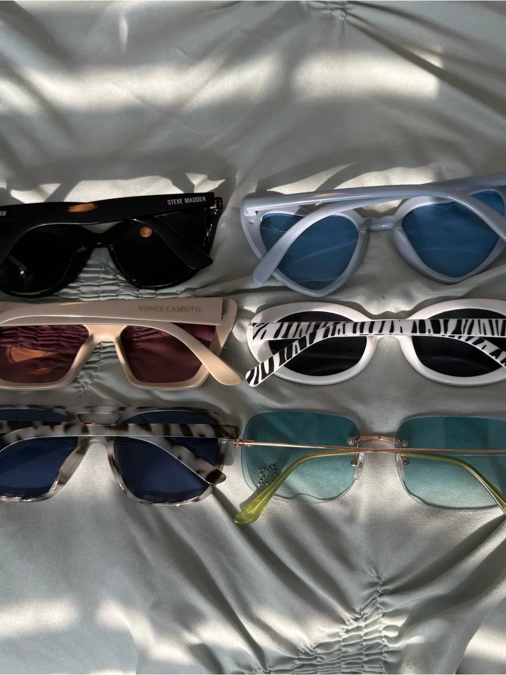 N/A assorted sunglasses